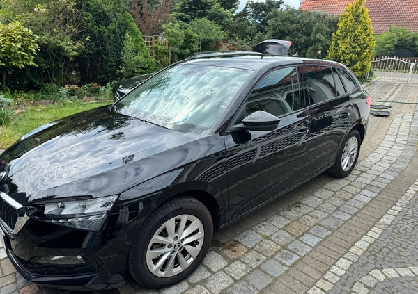 Skoda Scala cena 83500 przebieg: 16800, rok produkcji 2022 z Góra małe 172